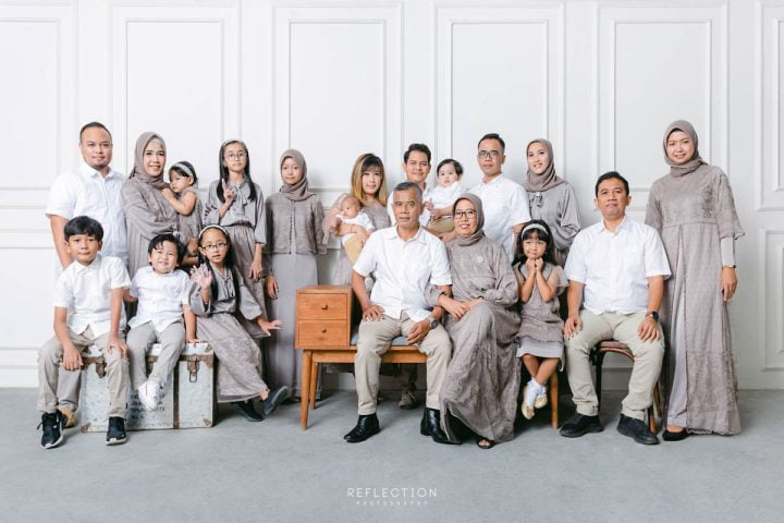 background foto keluarga studio