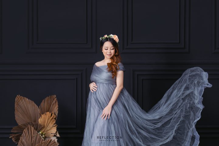 Maternity Photoshoot Hijab