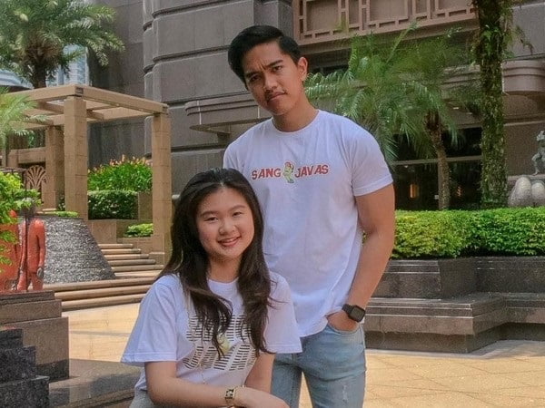 foto wisuda bareng pacar