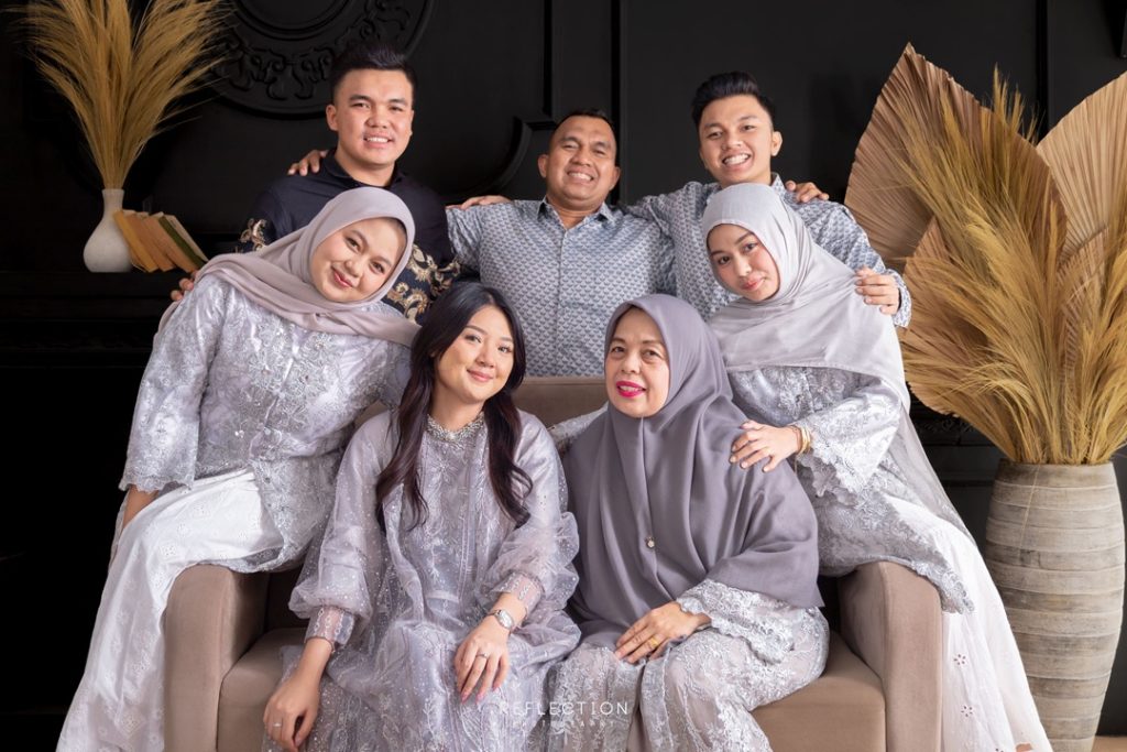 studio foto keluarga besar terbaik di Yogyakarta dan Semarang