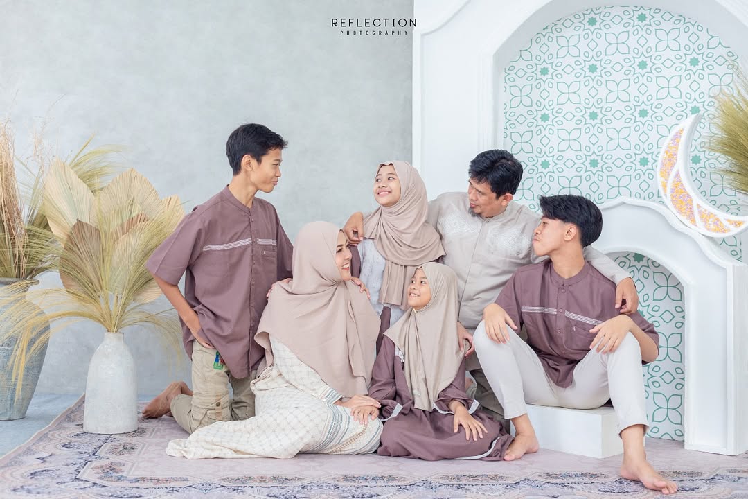 Foto Keluarga di Studio