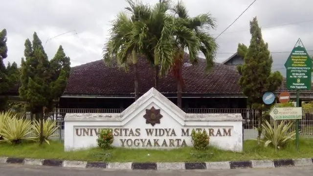 Studio foto dekat Universitas Widya Mataram