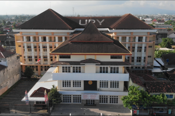 Studio Foto Dekat Kampus PGRI