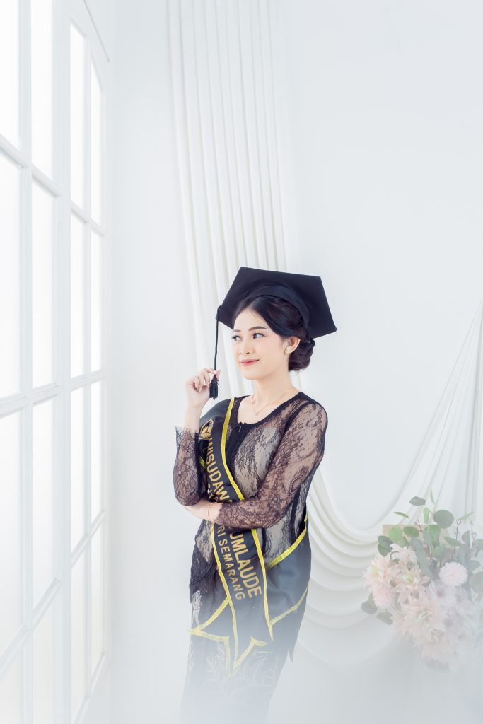 studio foto wisuda di semarang