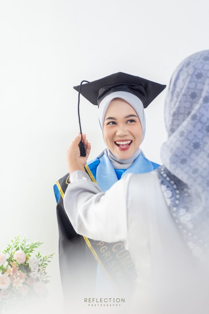 promo studio foto wisuda di semarang