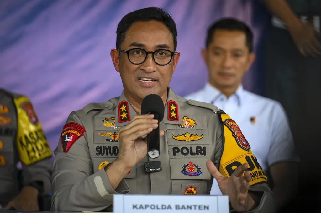 foto kapolri baru
