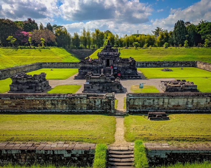 ide itinerary jogja 1 hari Candi Sambisari
